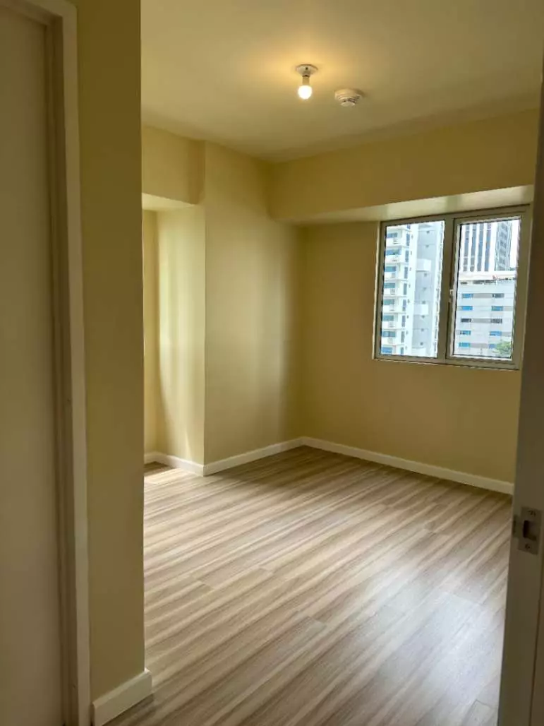 For Sale: 2BR Condo in Avida Towers Riala, Cebu IT Park – Corner Unit with Parking