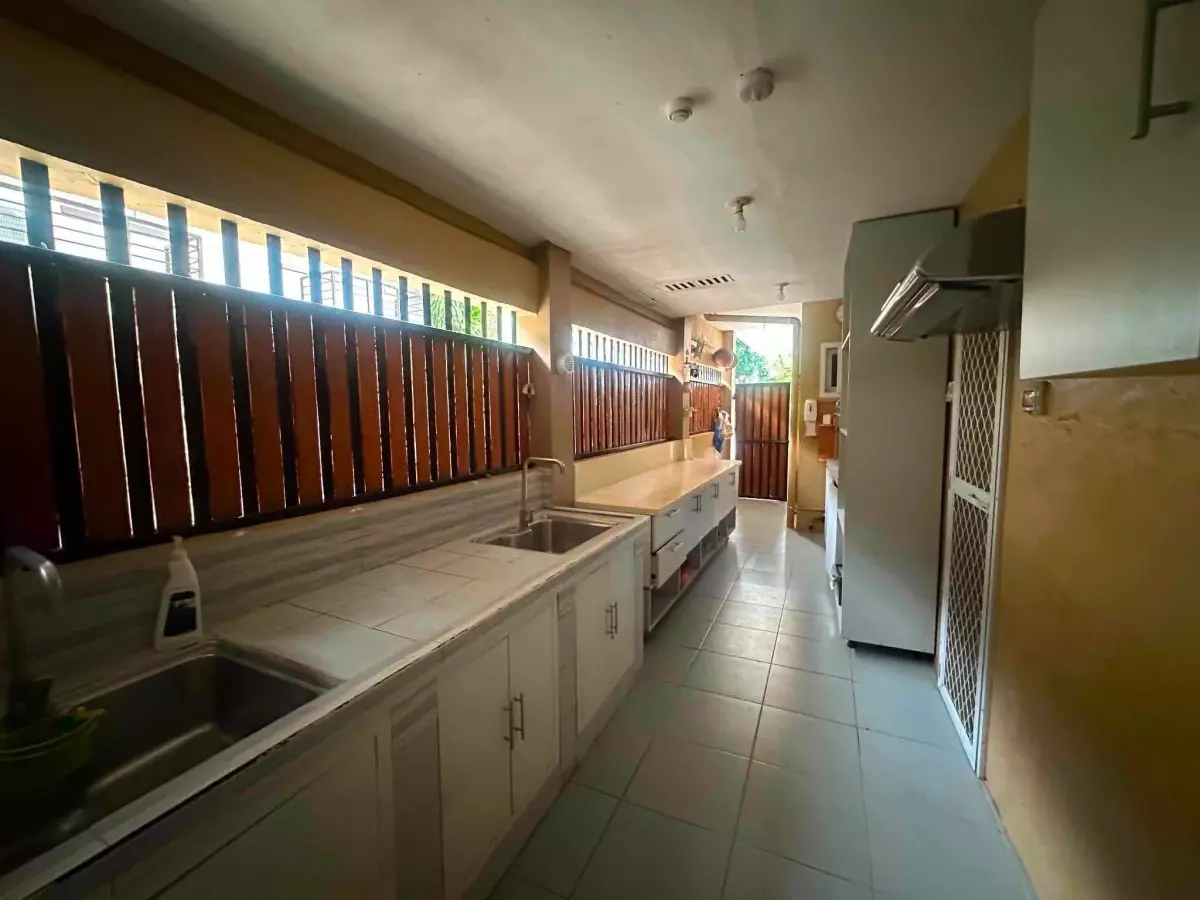 CORNER SINGLE-DETACHED HOUSE FOR SALE IN LAHUG, CEBU CITY | PRIME LOCATION — House and Lot in Cebu City, Cebu, 6000 — Photo 4