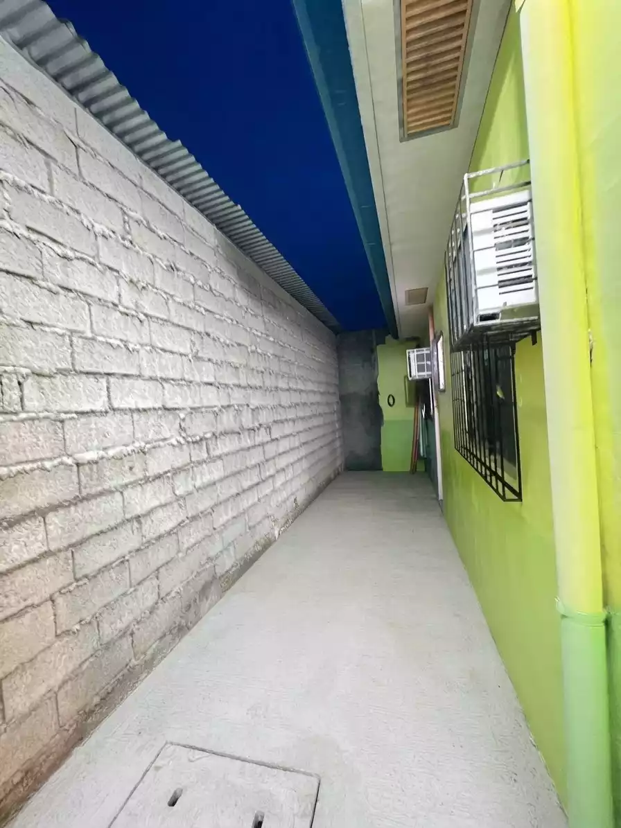 Open photo 12 of 14 — Clean Title
