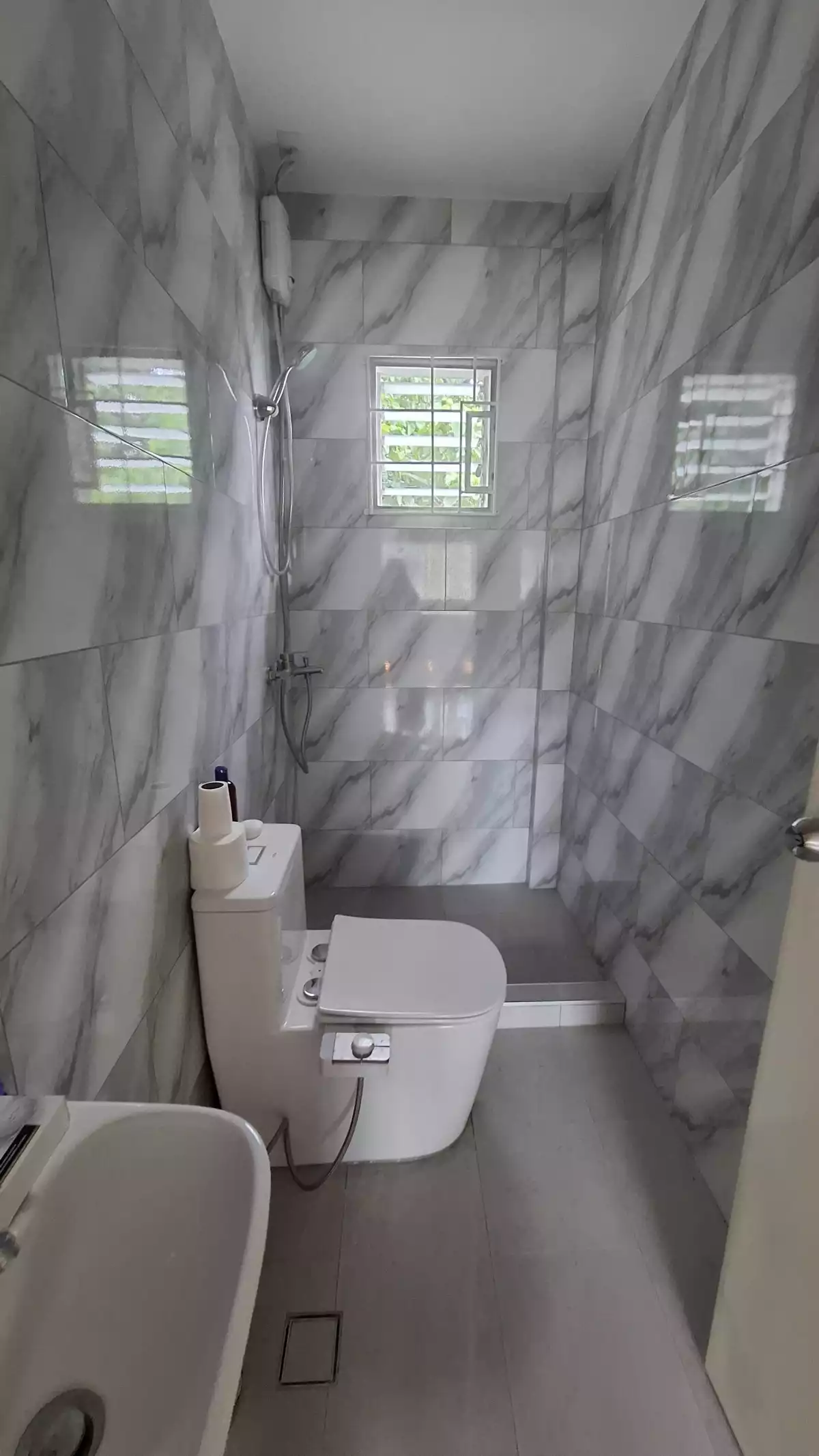 Open photo 28 of 30 — For Sale: 4BR House and Lot in Guadalupe, Cebu City — 296 sqm