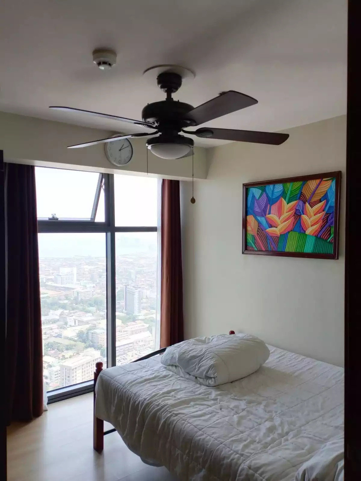 Open photo 13 of 19 — For Sale: 4BR Condo with Parking in Horizon 101, Cebu City — 86 sqm