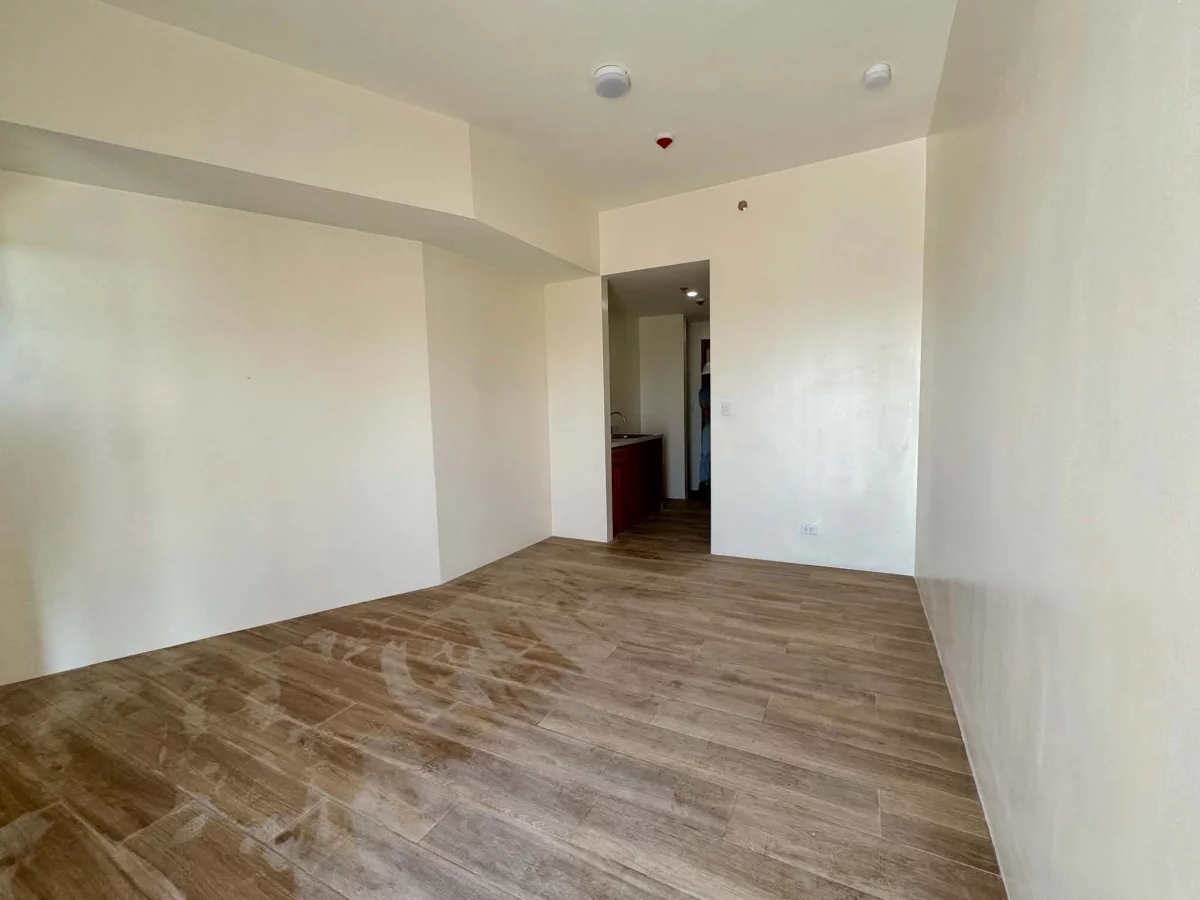 For Assume: 1BR Condo in Costa Mira Beachtown Mactan in Subabasbas, Lapu-lapu City — 40.5 sqm