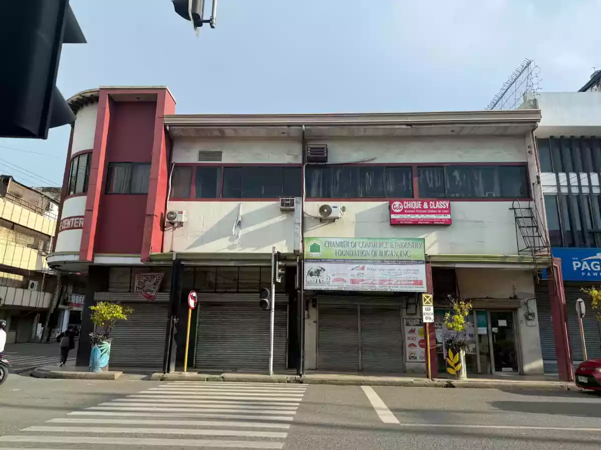 COMMERCIAL BUILDING — Building in Poblacion, Iligan City, Lanao del Norte — Photo 2
