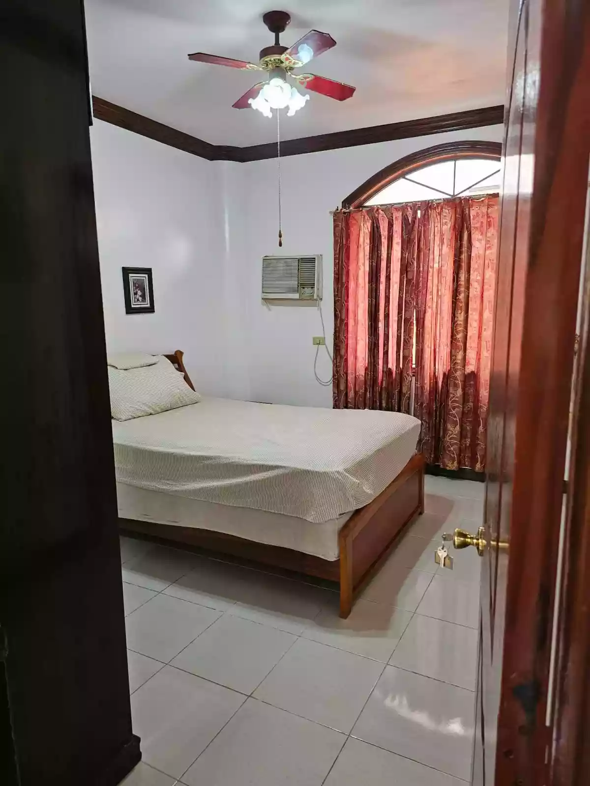 For Sale: 5BR House and Lot in Poblacion Occidental, Consolacion — 378 sqm — House and Lot in Consolacion, Cebu, 6001 — Photo 3