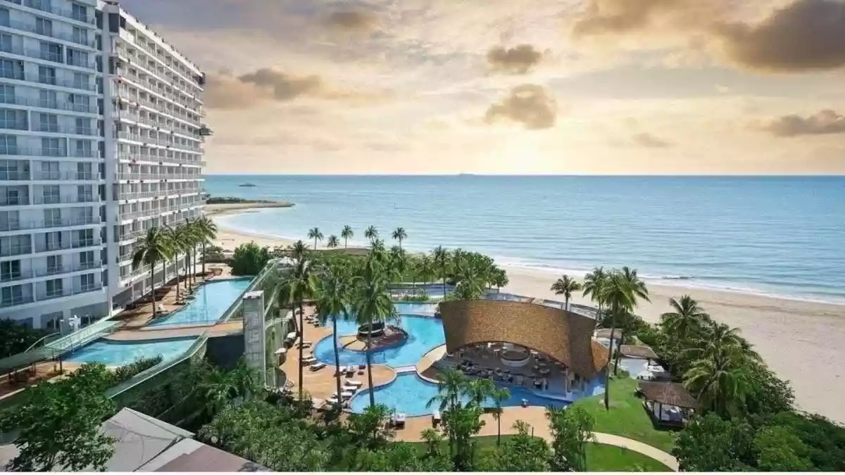 For Assume: Studio Unit in Costa Mira Beach Town Mactan — City View — Studio in Subabasbas, Lapu-lapu City, Cebu — Photo 6