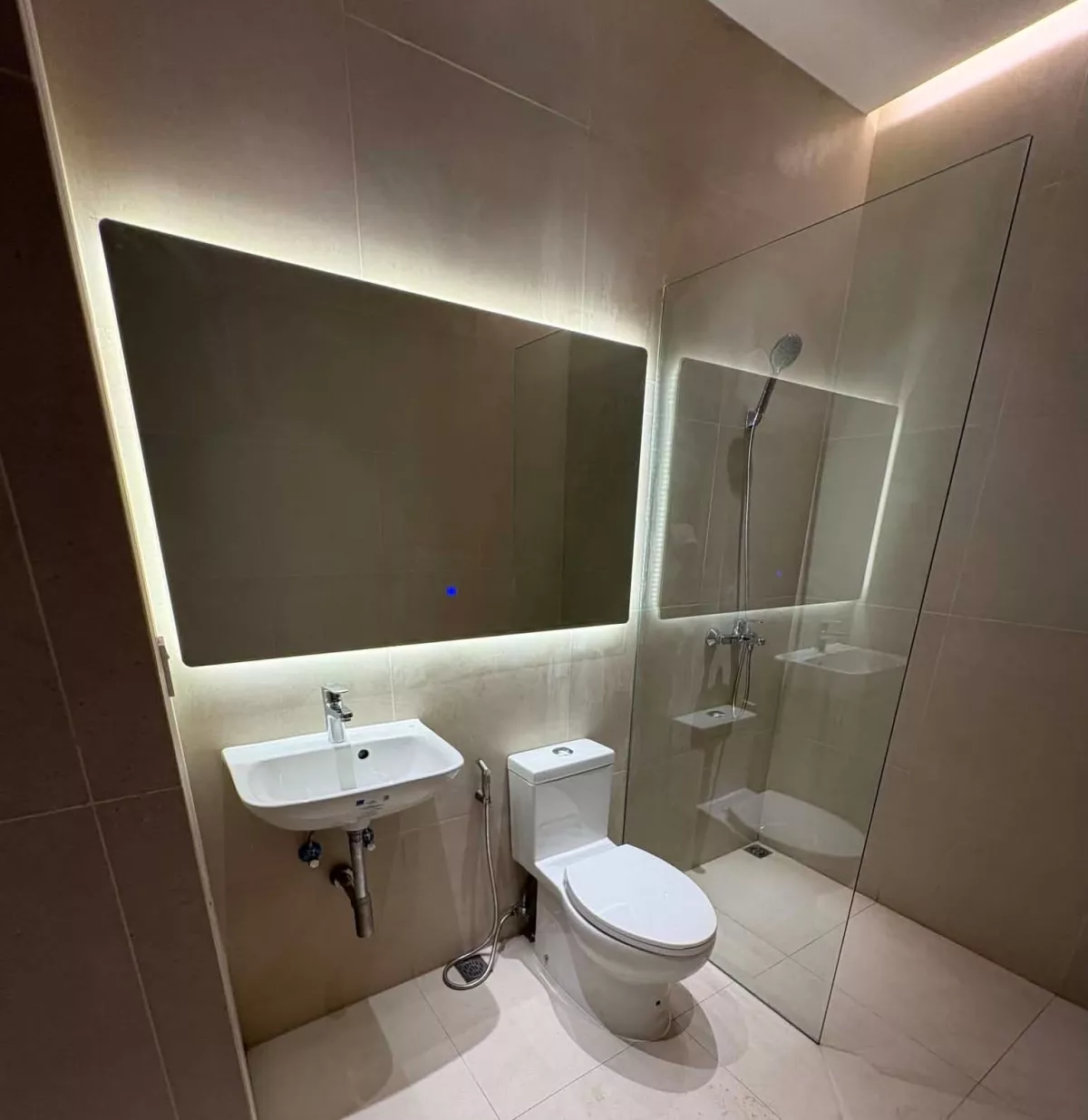 Open photo 18 of 21 — 3BR House for Sale Near Tacloban City Hospital, Tacloban City — 1 Parking