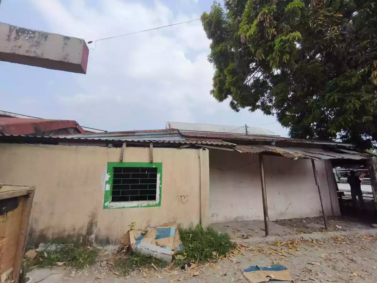 For Sale: Commercial Space/Warehouse in Palo — 220 sqm floor area with wide Lot Area — Warehouse in Palo, Leyte, 6501 — Photo 4