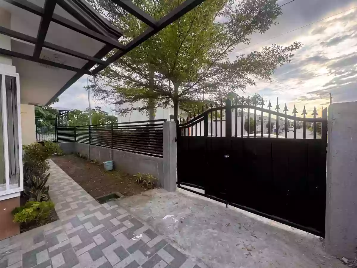 3 BR FOR ASSUME AGAN GATEWAY GENSAN — House and Lot in Lagao (1st & 3rd), General Santos City, South Cotabato — Photo 5