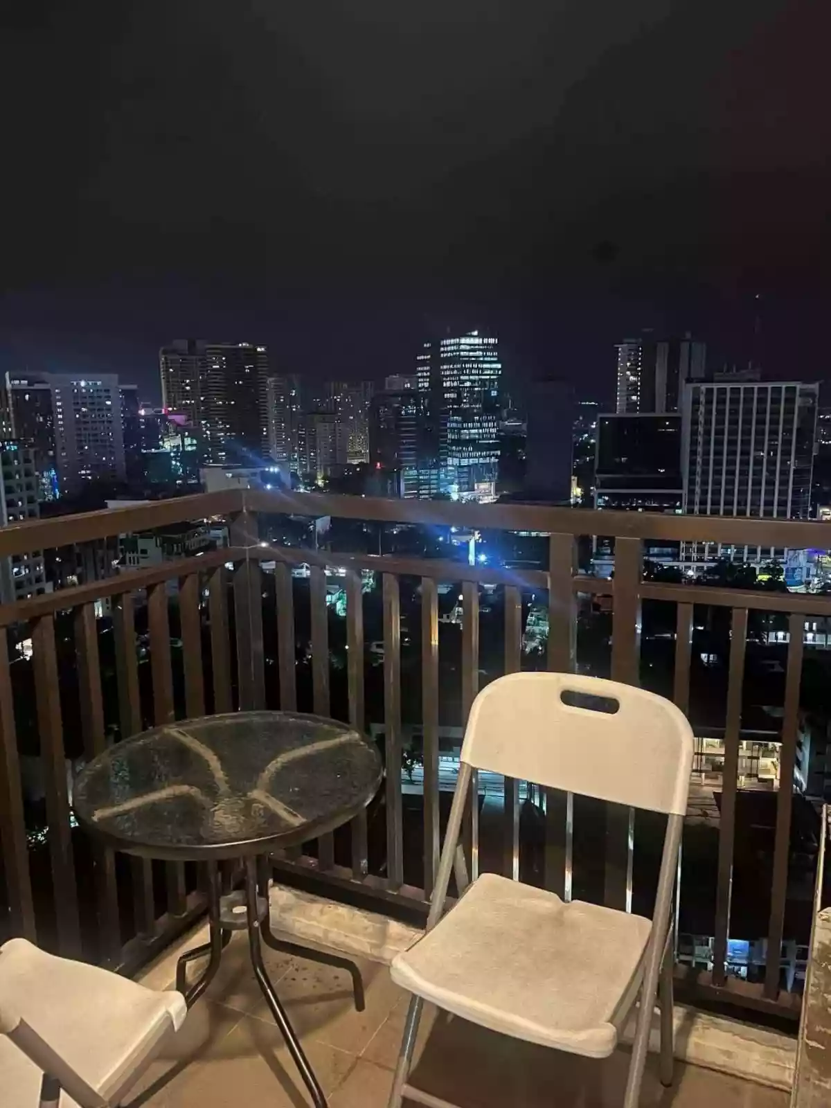 For Rent: 1BR Condo with Balcony & WiFi in Lahug, Cebu City — Azalea Place — 1 Bedroom in Cebu City, Cebu, 6000 — Photo 6