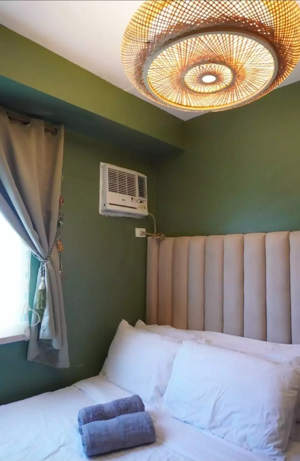 Available Condo For Rent 3 Bedrooms located in Mandaue Cebu — 3 Bedrooms in Banilad, Mandaue City, Cebu — Photo 5
