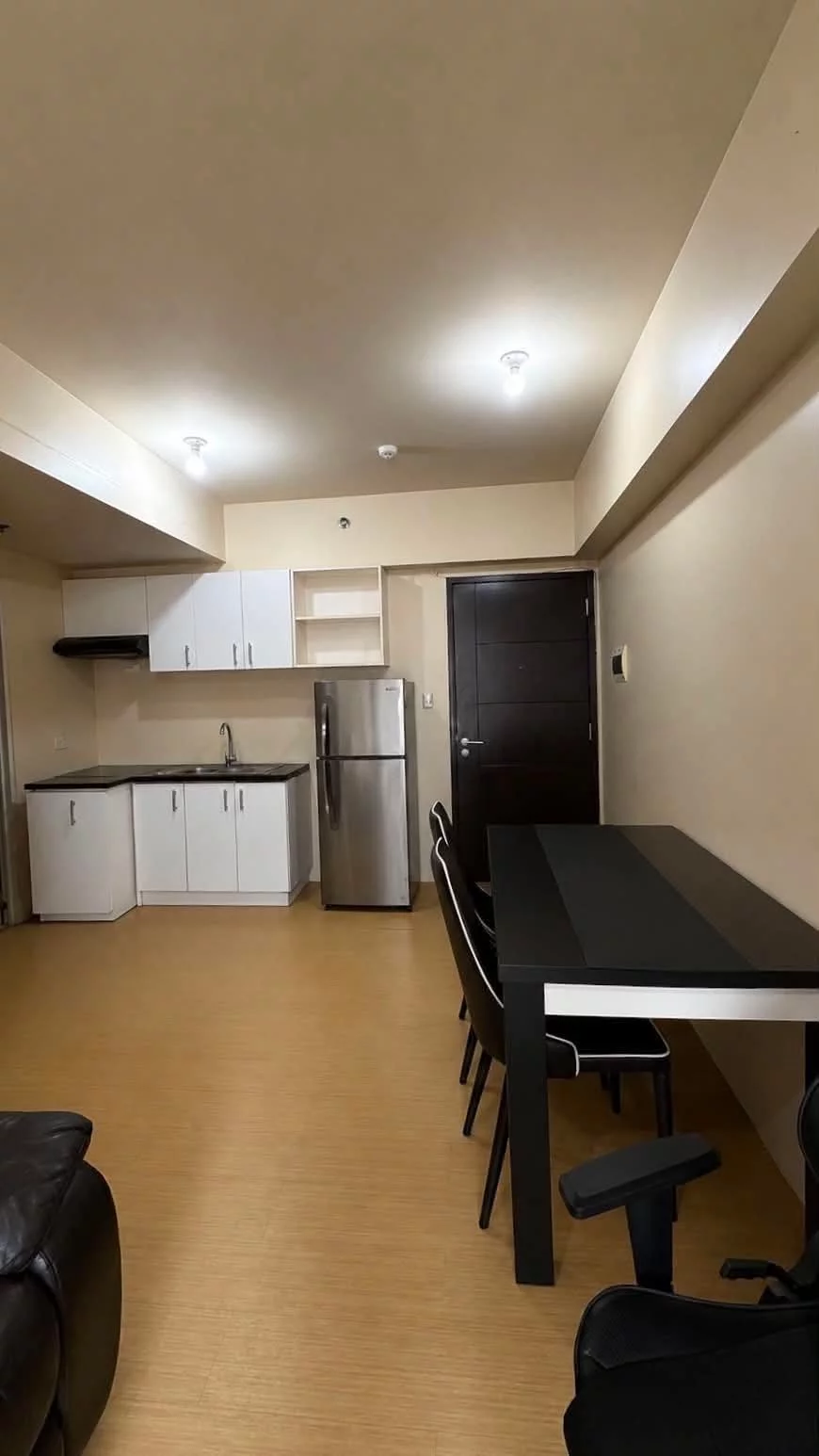 Rush Sale Centrio Towers One Bedroom beside Centrio Mall