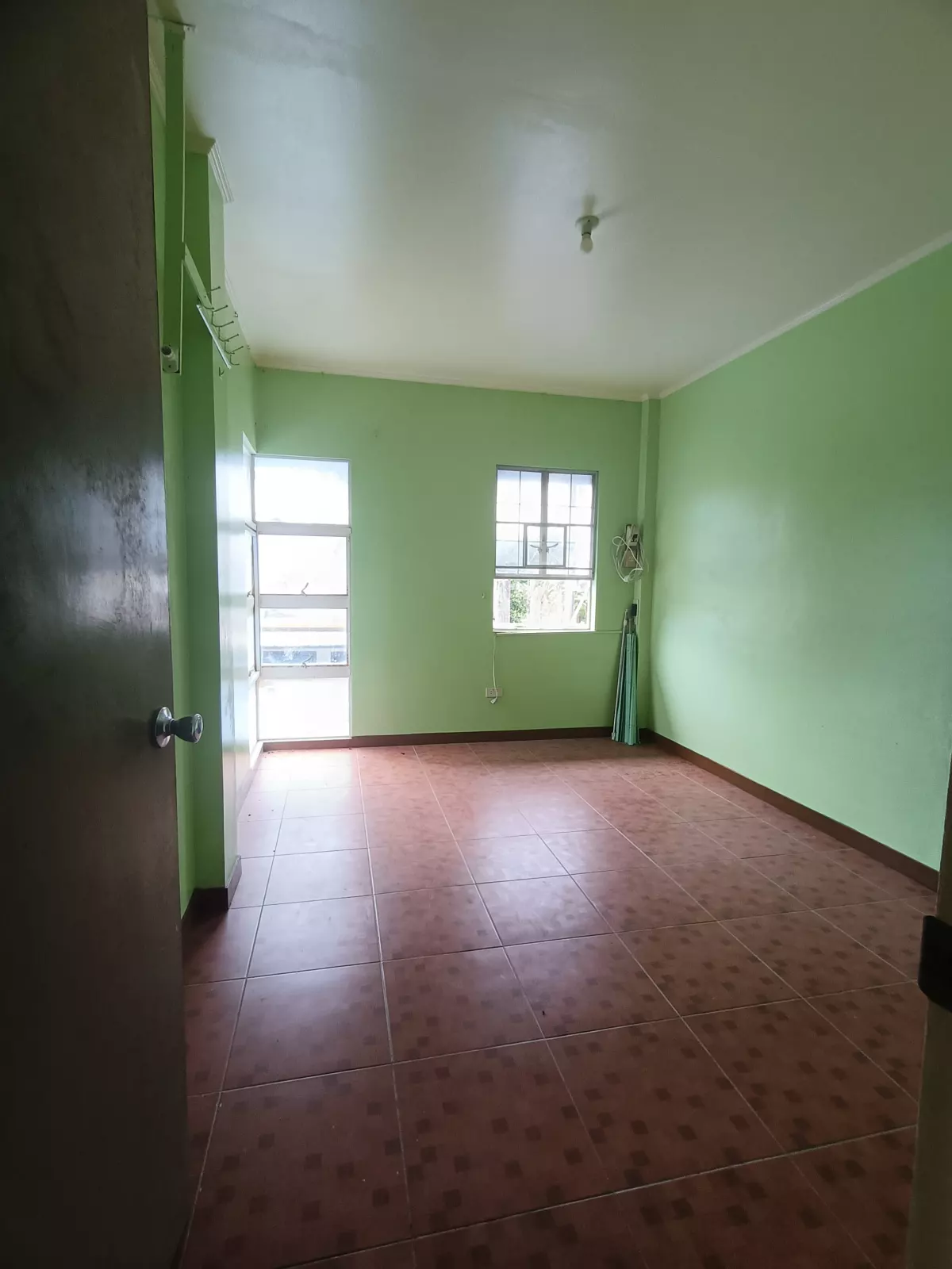 Open photo 11 of 13 — House and Lot For Sale in Tayud Liloan
