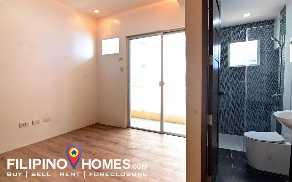 Open photo 11 of 15 — For Sale: 4BR Townhouse in Barangay 407, Manila City — 214.37 sqm