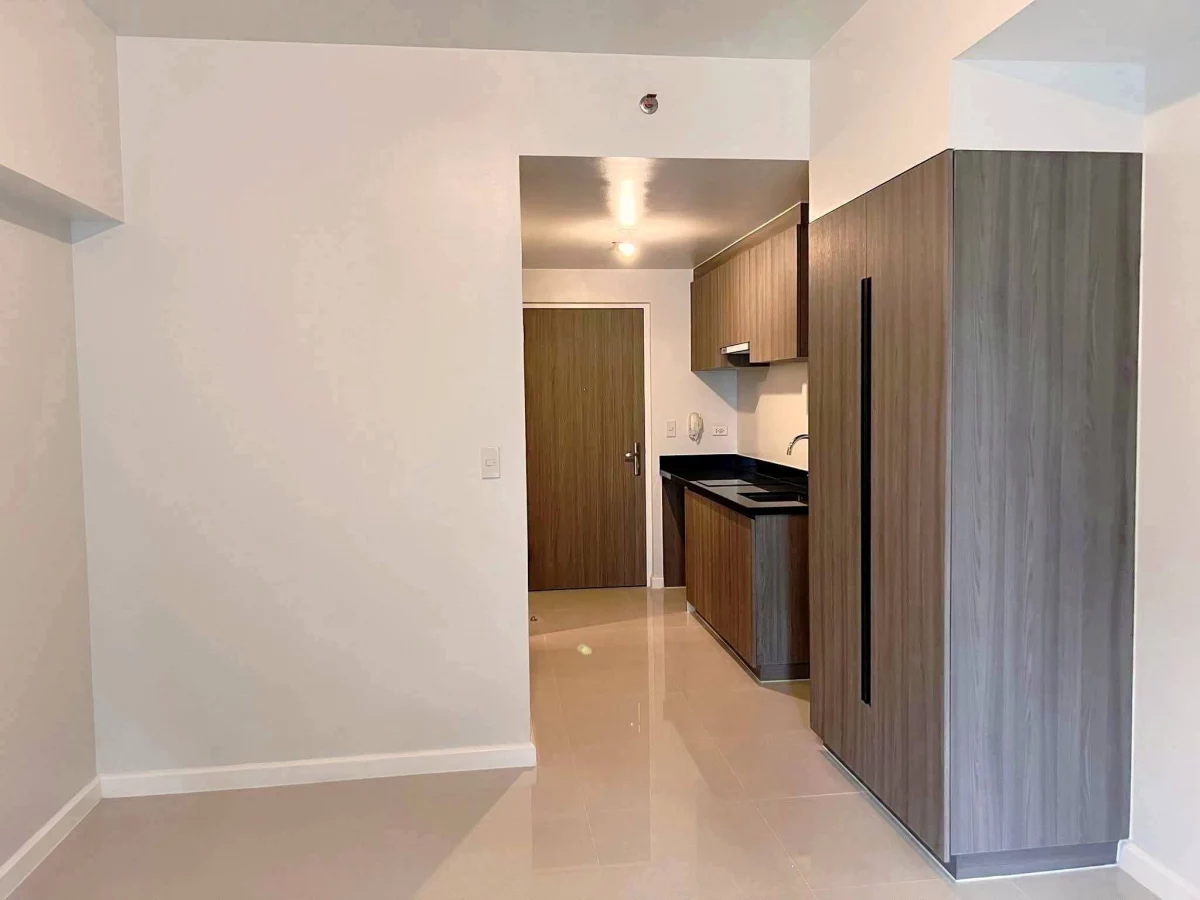 MANDANI BAY QUAY TOWER 2 STUDIO UNIT FOR SALE — Studio in Centro, Mandaue City, Cebu — Photo 5
