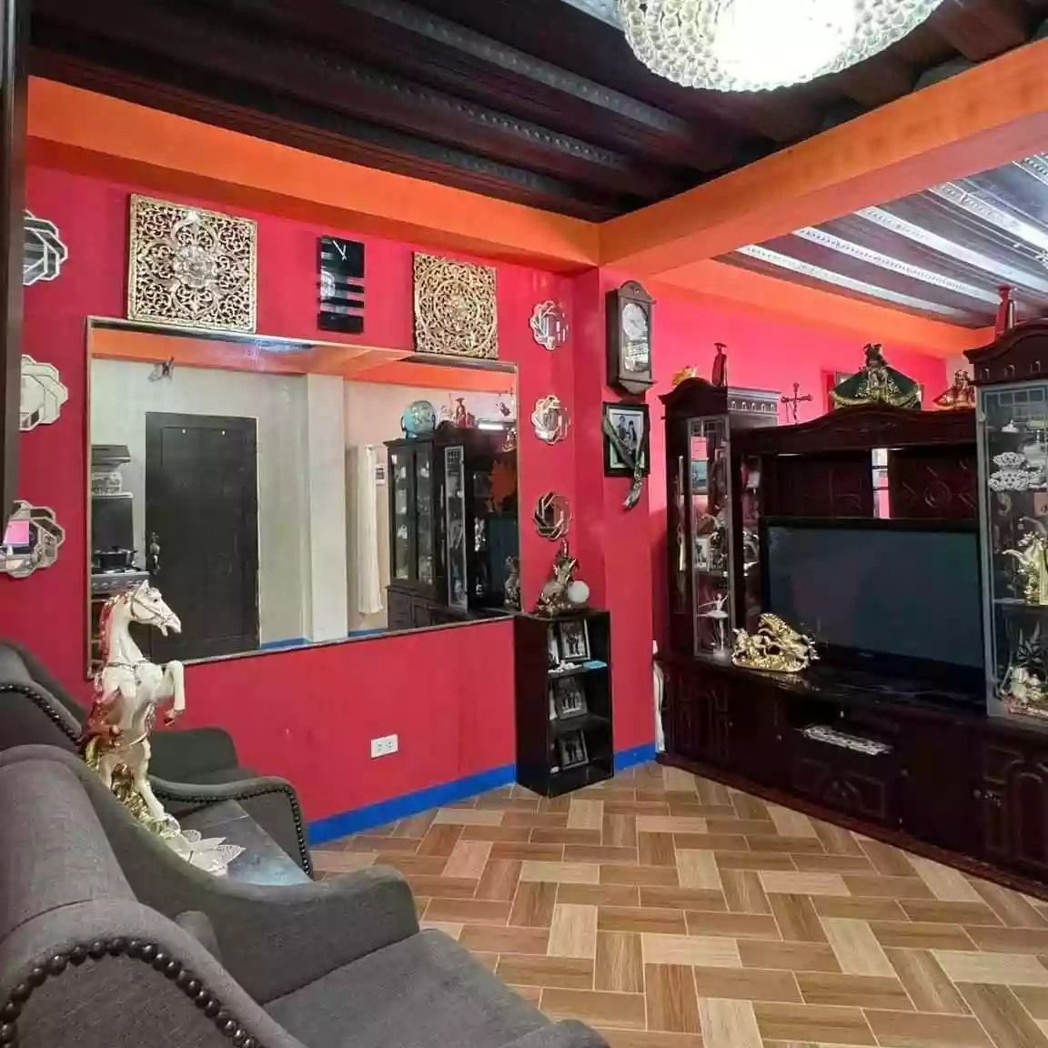 COMMERCIAL / RESIDENTIAL BUILDING FOR SALE IN GUADALUPE, CEBU CITY — House and Lot in Cebu City, Cebu, 6000 — Photo 3
