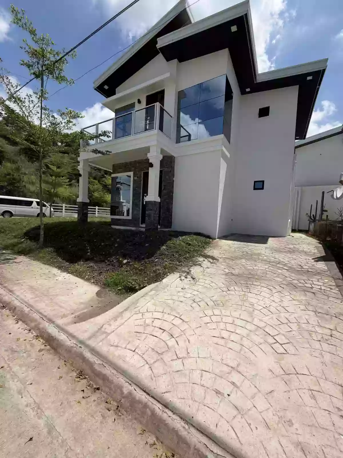 Brand New Ignatius Enclave 2 Corner House For Rent — House and Lot in Balulang, Cagayan de Oro City, Misamis Oriental — Photo 2
