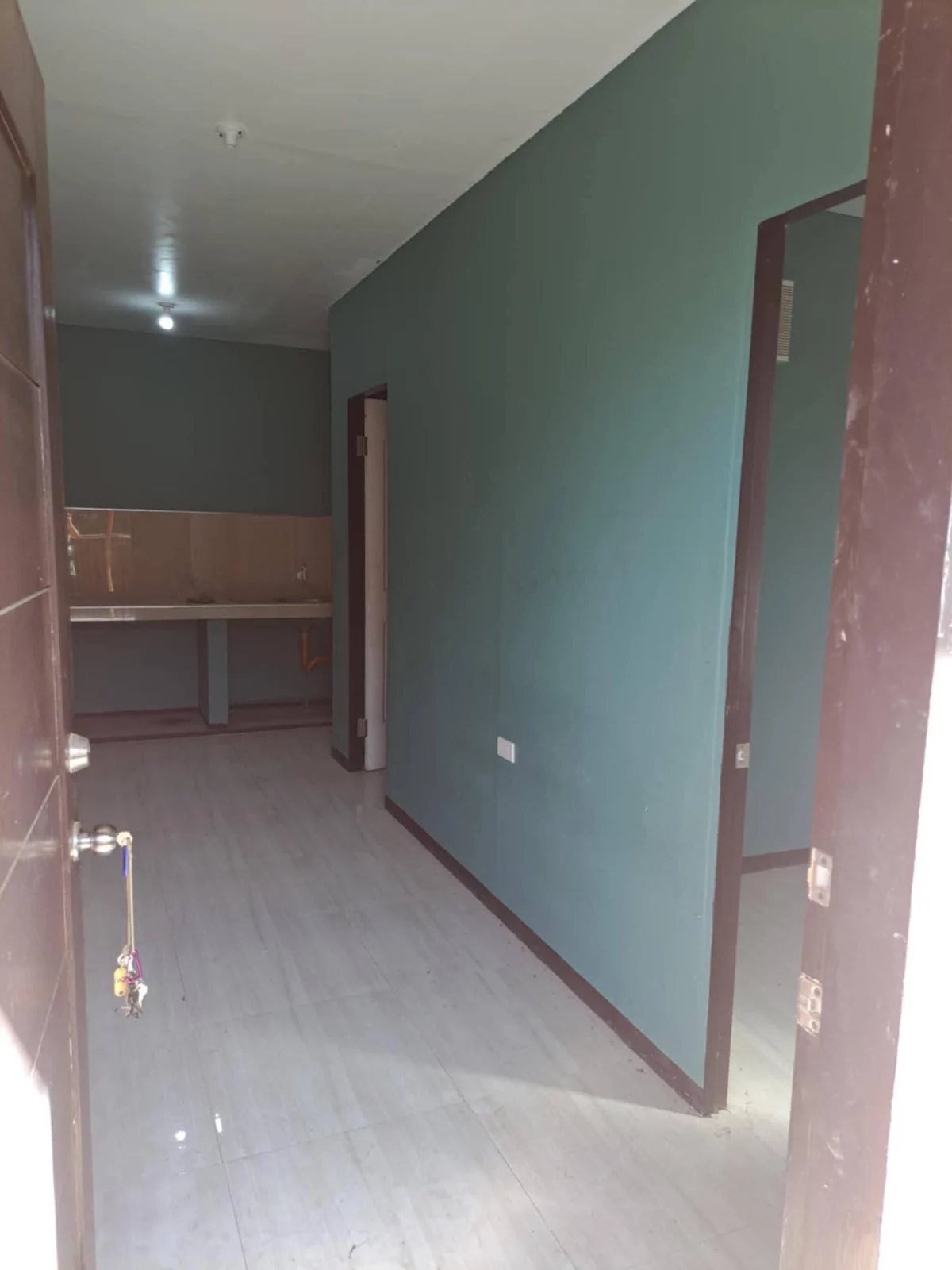 For Sale Apartment In Mactan Soong Lapu lapu — Building in Lapu-lapu City, Cebu, 6015 — Photo 2