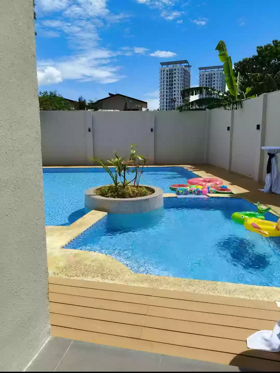 For Assume: Studio Condo Near Mactan Newtown, Lapu-lapu City — Balcony — Studio in Lapu-lapu City, Cebu, 6015 — Photo 3