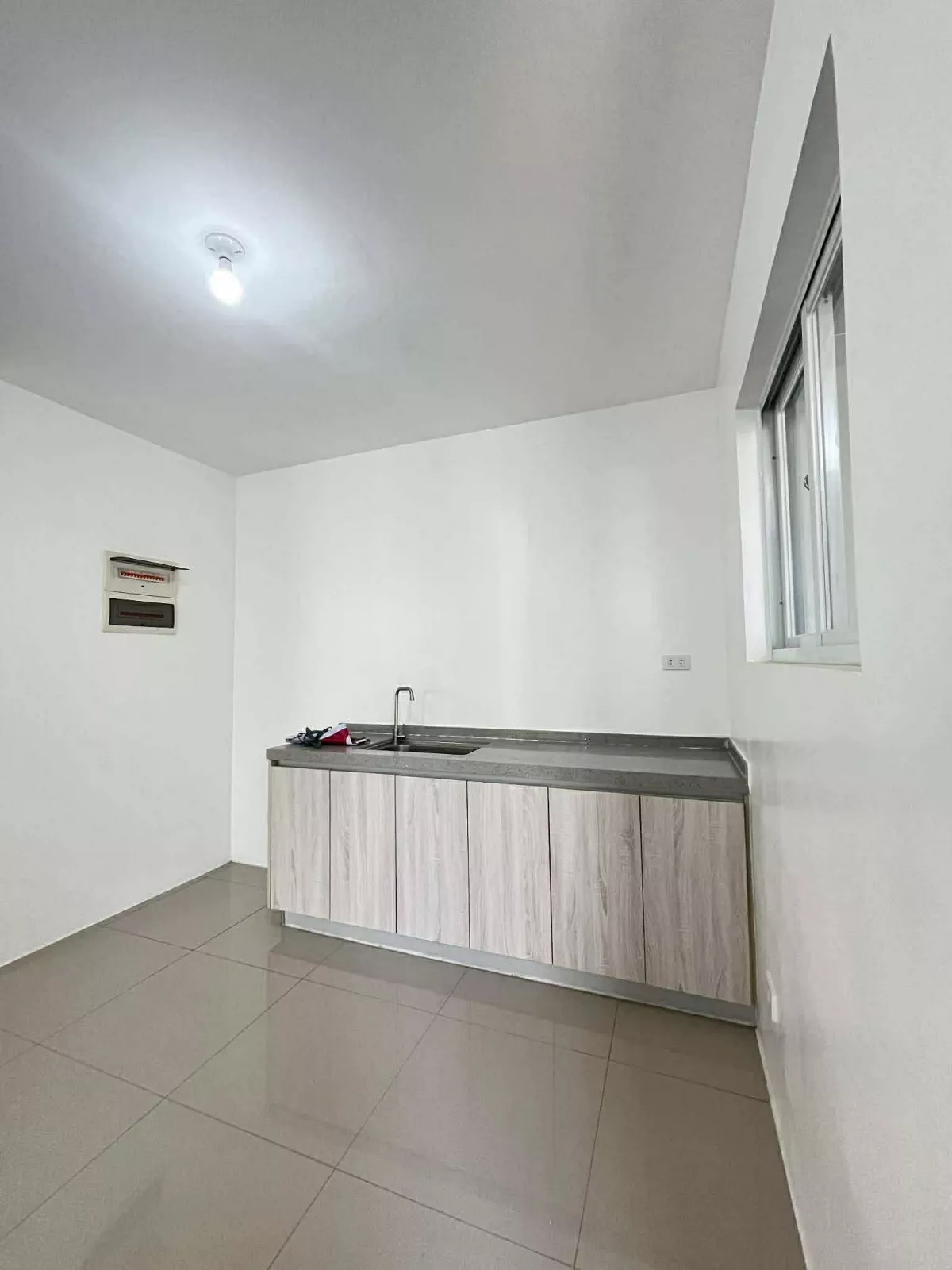 HOUSE AND LOT FOR SALE IN DIAMOND HEIGHTS EXCELSIOR MODEL — House and Lot in Davao City, Davao del Sur, 8000 — Photo 4