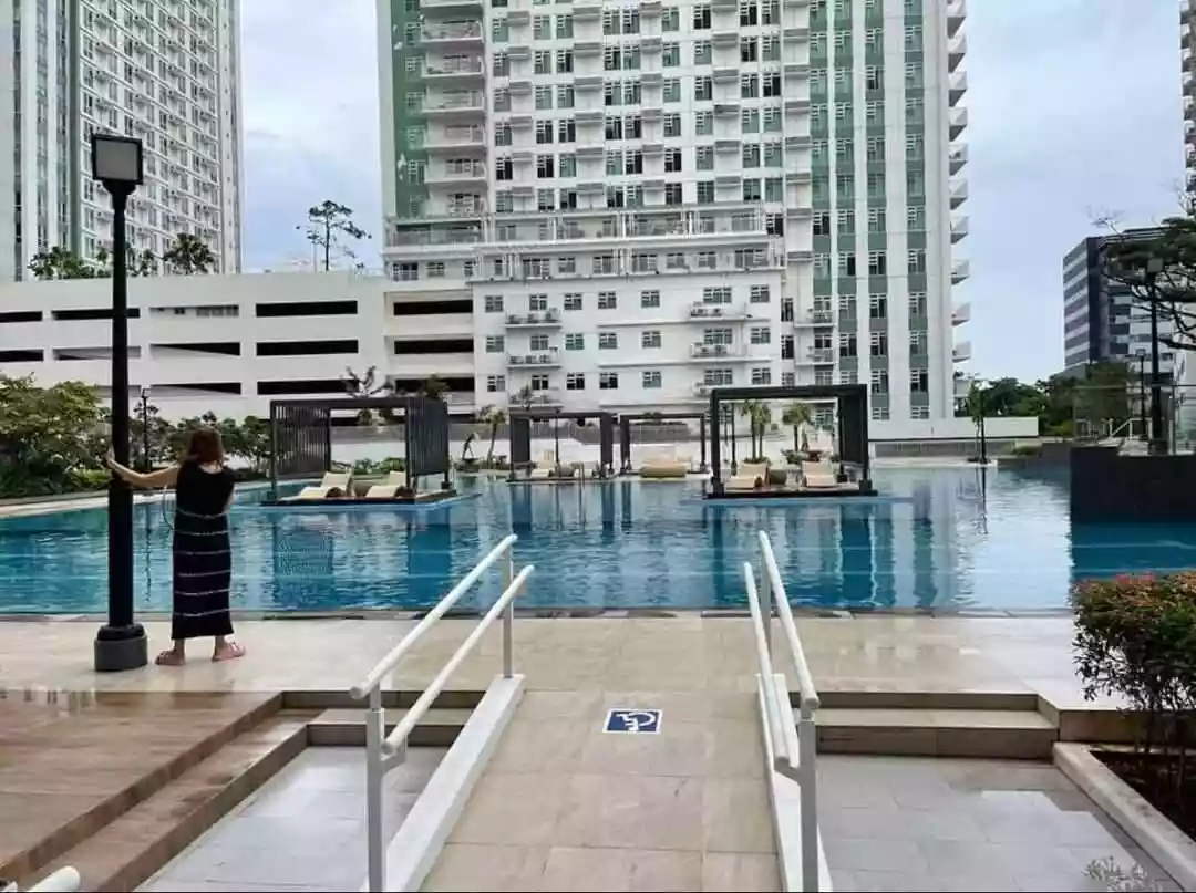 FOR SALE: FURNISHED STUDIO UNIT AT SOLINEA - LAZULI T3, CEBU BUSINESS PARK, CEBU CITY