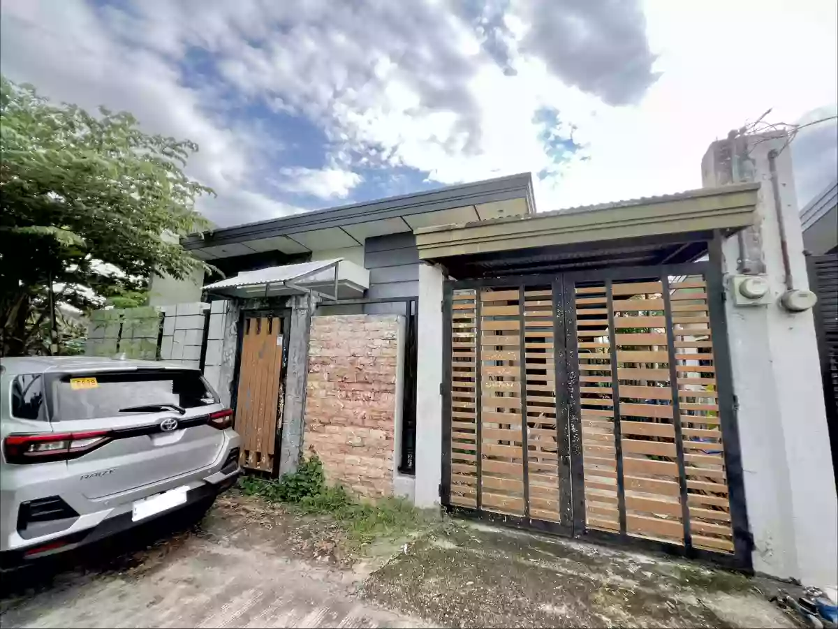 For Sale: 2BR House and Lot at Granada Heights Subdvision Brgy Granada Bacolod City