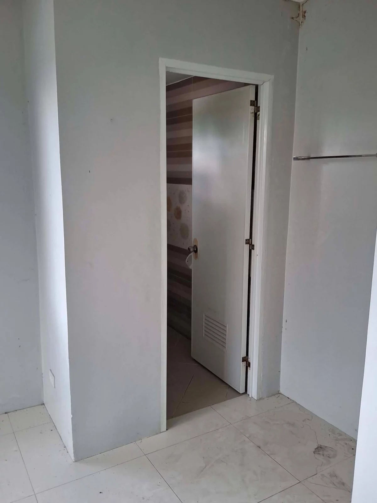 Open photo 16 of 17 — Rush Sale: Peaceful 3BR House & Lot with Spacious Parking in Guadalupe