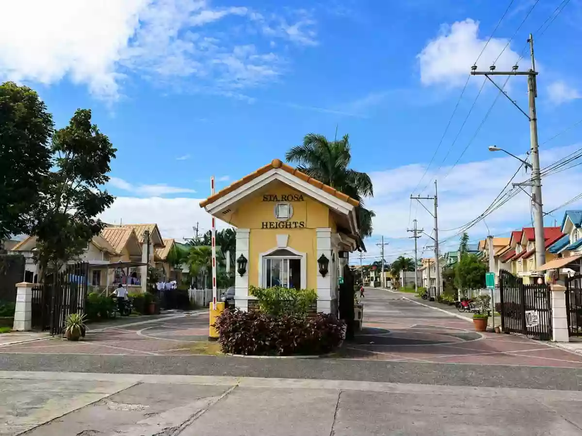 For Sale: Residential Lot in Sta Rosa Heights, Silang Cavite — 107 sqm — Residential Lot in Puting Kahoy, Silang, Cavite — Photo 2