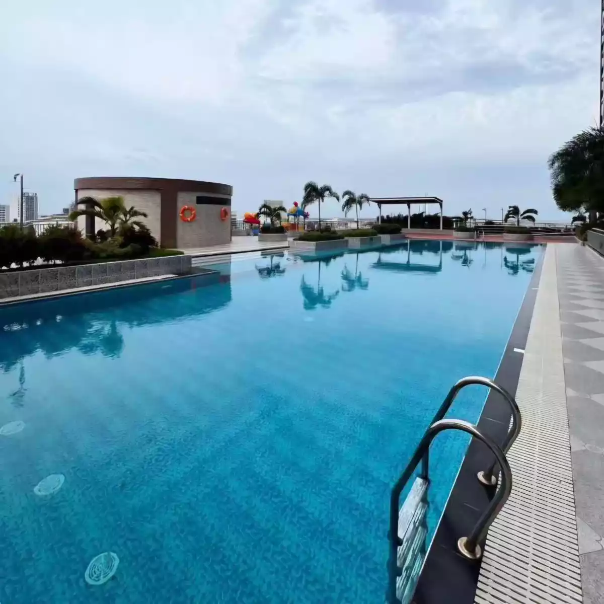 Open photo 14 of 16 — For Rent: Fully Furnished Studio Condo in Arc Towers, Cebu City — 20 sqm