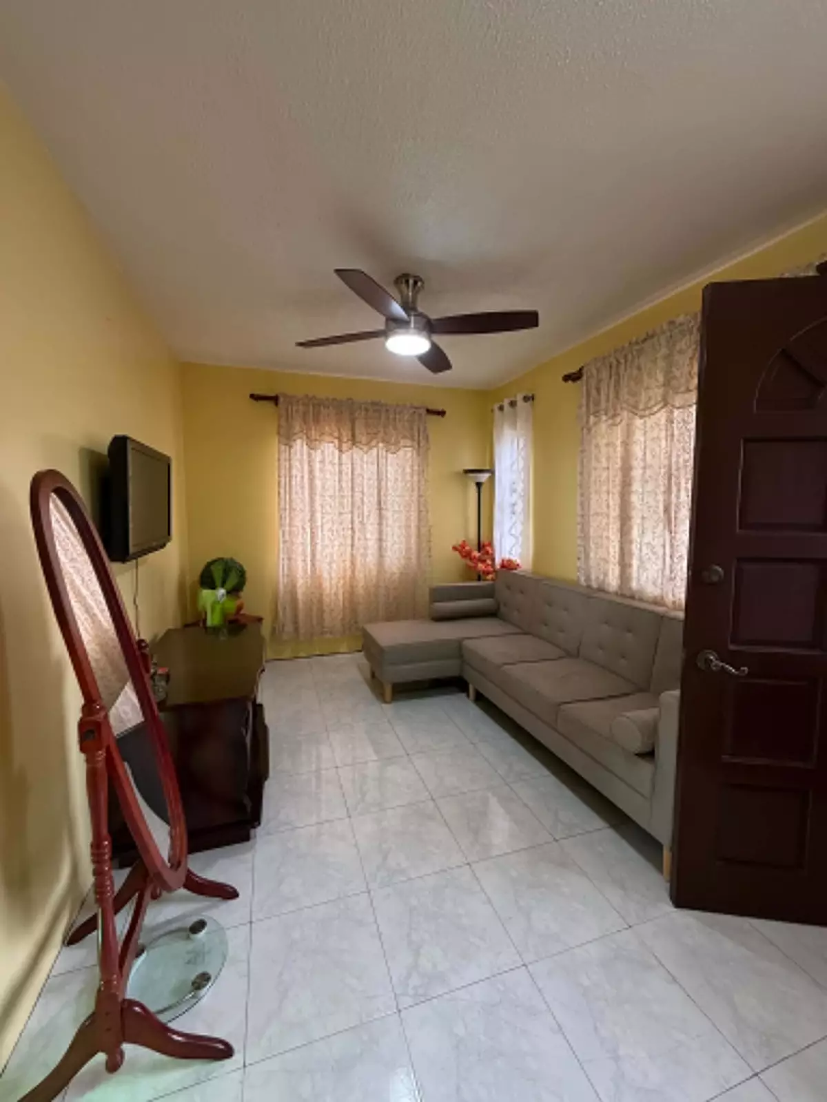 Open photo 13 of 50 — For Sale: 3BR House and Lot Near Metro, Bankal, Lapu-lapu City — Fully Furnished