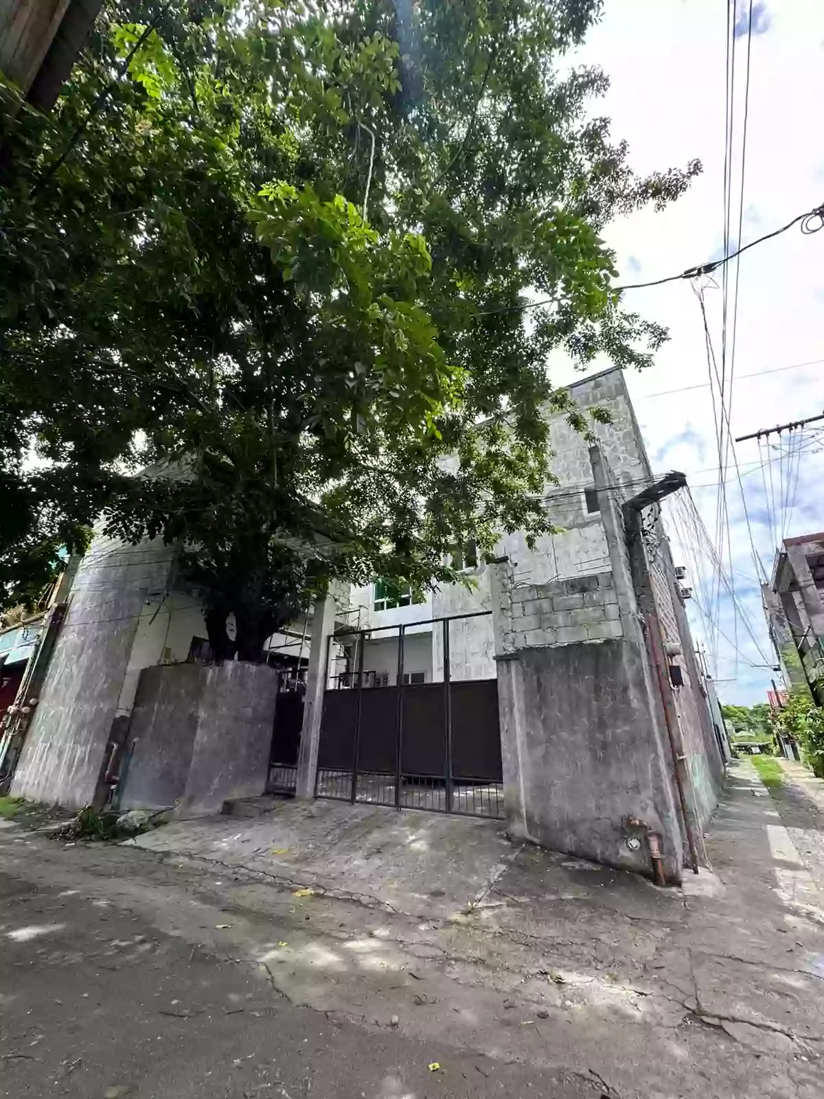 Open photo 31 of 39 — Rush Sale: 4BR House and Lot in P.F. Espiritu VII, Bacoor — 240 sqm Lot