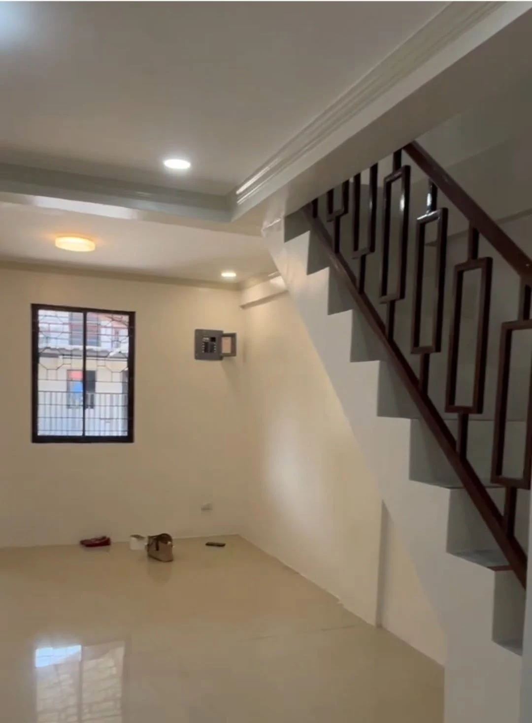 FOR RENT Newly Renovated SEMI-FURNISHED 3-BEDROOM TOWNHOUSE inside Summerville Subdivision