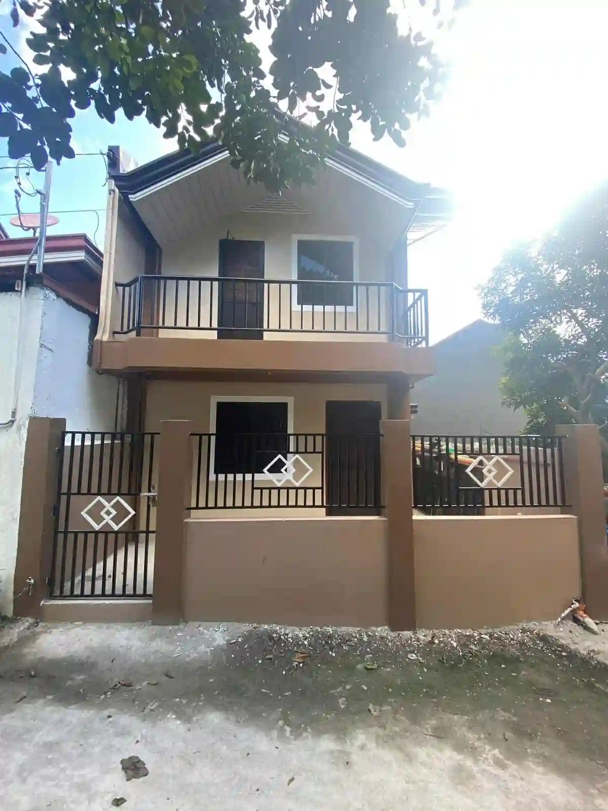 Rush Sale: Newly Renovated - House and Lot in Leysonville subdivision, Talamban....