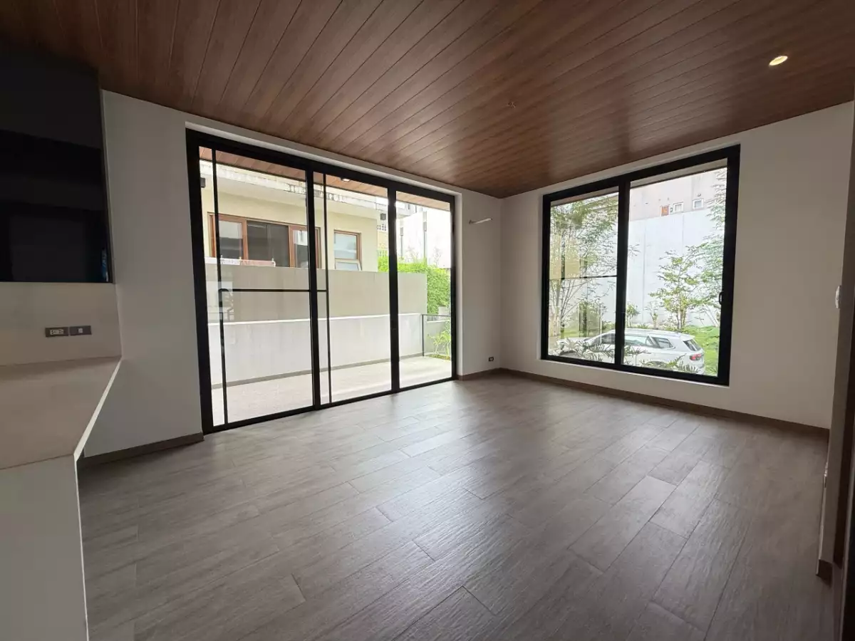 For Sale: 5BR House and Lot in McKinley Hill Village, Taguig City — 642 SQM — House and Lot in Fort Bonifacio, Taguig City, Metro Manila — Photo 4