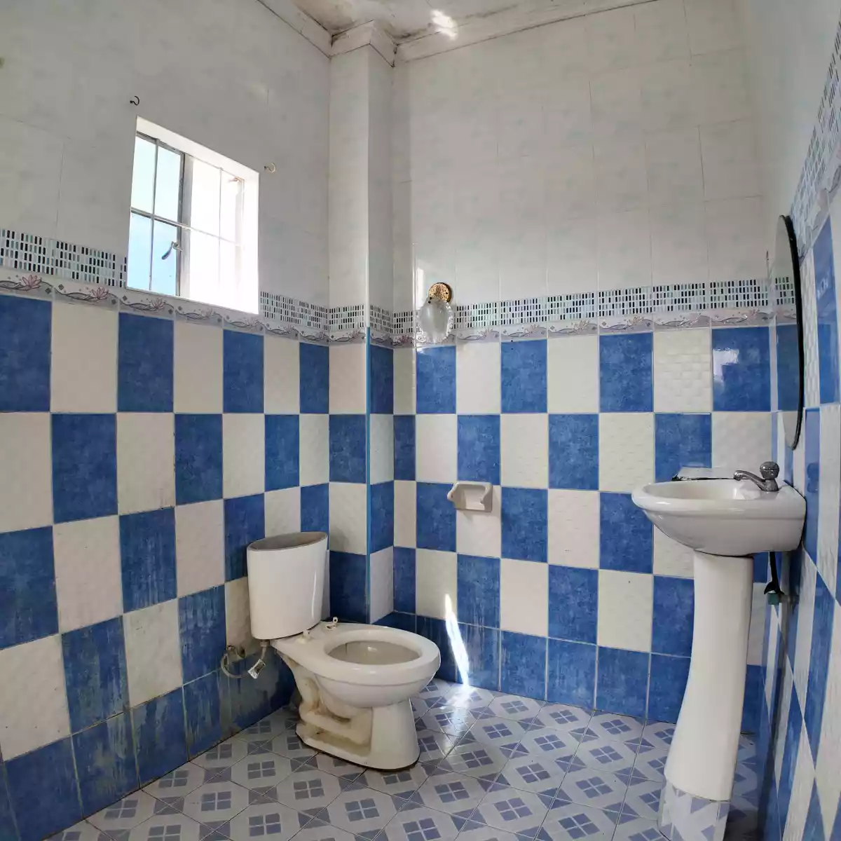 Open photo 18 of 30 — FOR SALE: Spacious 2-Storey House with Attic & Roof Deck in Villa Bonita Subdivision, Jugan, Consolacion, Cebu