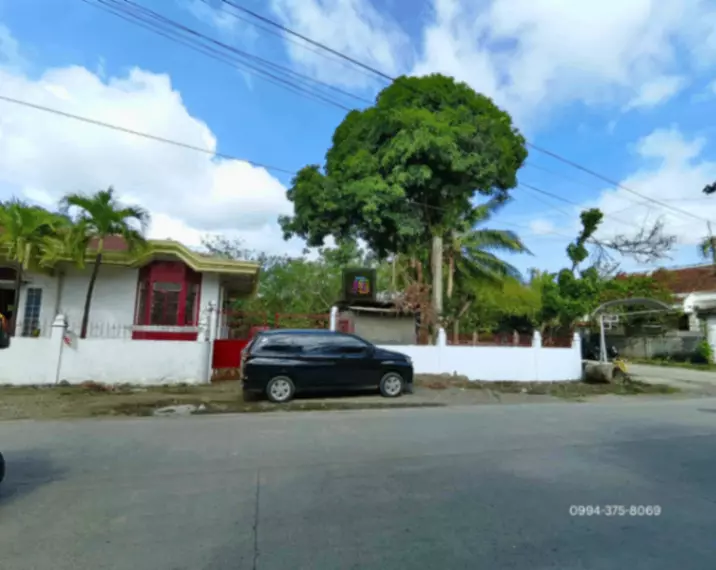 PRIME PROPERTY ALONG CT. MONTALBAN ST. DUPLEX HOUSE AND LOT 600 SQM CORNER LOT - photo 2