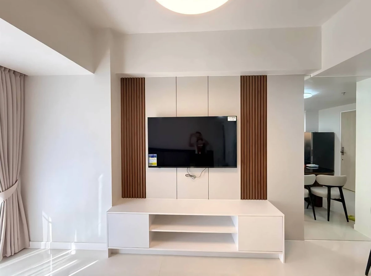 For Sale: 2BR Condo with Balcony in Mandani Bay Suites, Mandaue City — 65 sqm