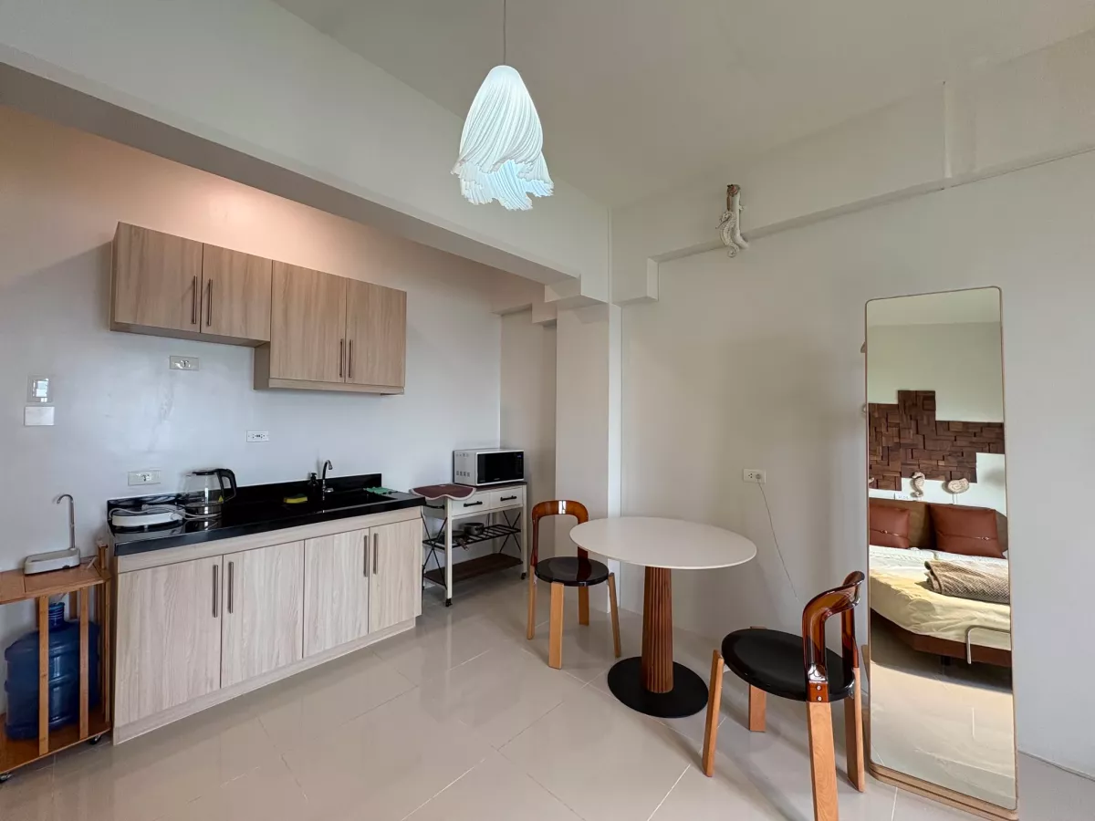 For Sale: Studio Condo in San Isidro, Dauis — 30 sqm Semi Furnished — Studio in San Isidro (Canlongon), Dauis, Bohol — Photo 4
