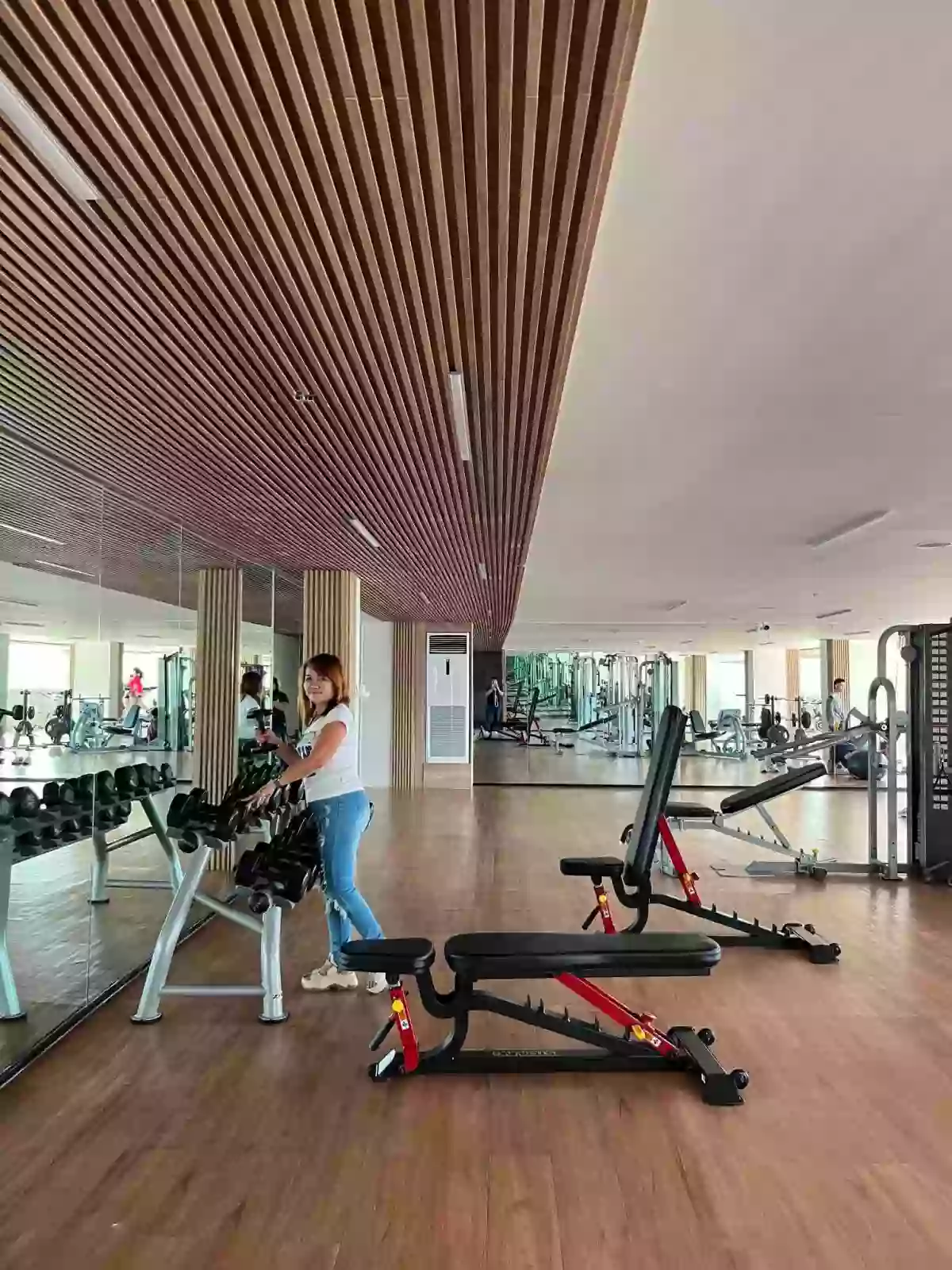 Open photo 15 of 19 — For Sale: 2BR Condo in Agus, Lapu-Lapu City — 50 sqm Balcony
