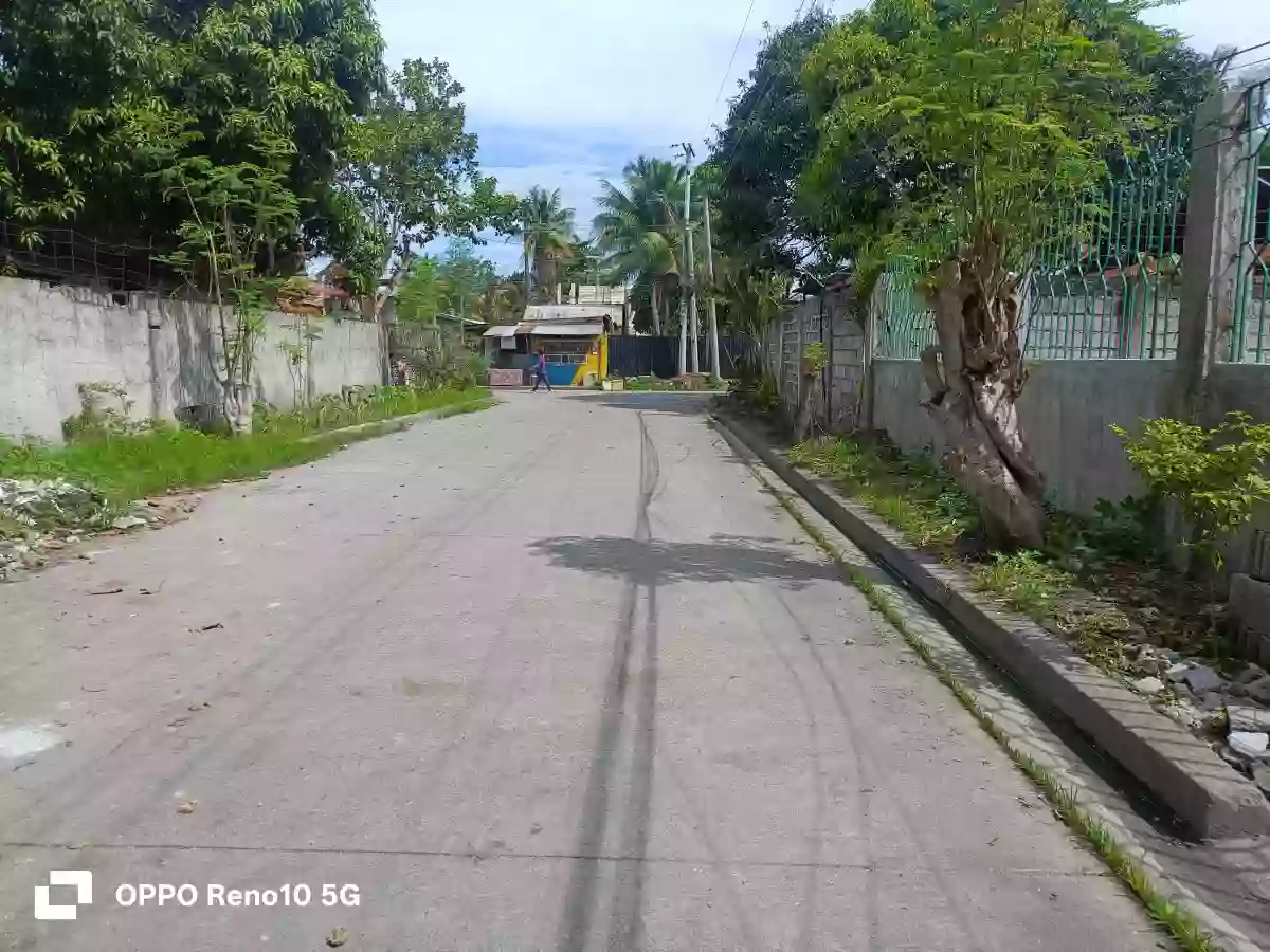 Residential Lot Forsale with existing apartment — Residential Lot in Lagao (1st & 3rd), Gen. Santos City, South Cotabato — Photo 6