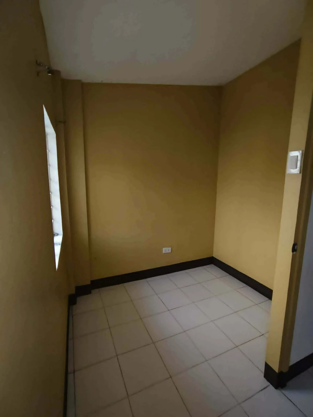 For Sale: 2BR Townhouse in Santo Domingo, Iriga City — 40 sqm Lot — Townhouse in Santo Domingo, Iriga City, Camarines Sur — Photo 5