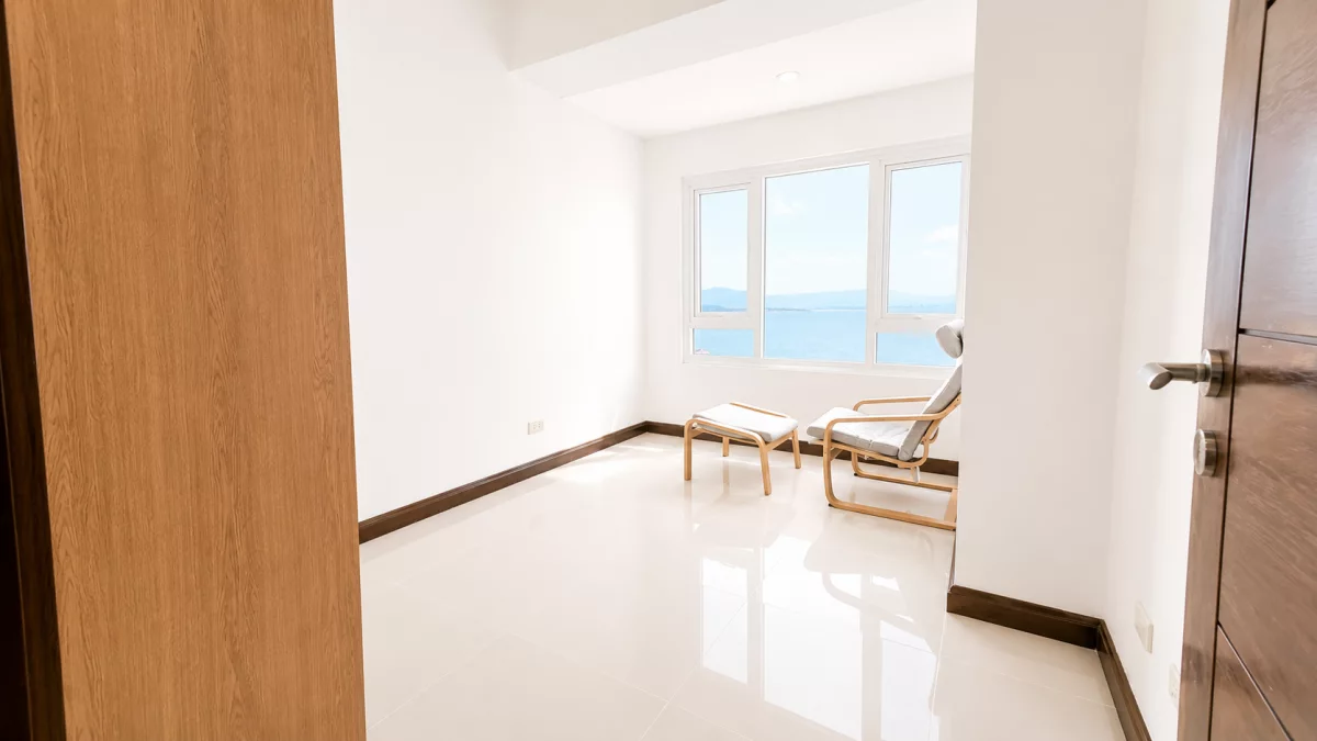 Open photo 11 of 21 — Amisa Private Residences 2BR Condo for Sale in Mactan, Lapu-lapu City — Investor Unit