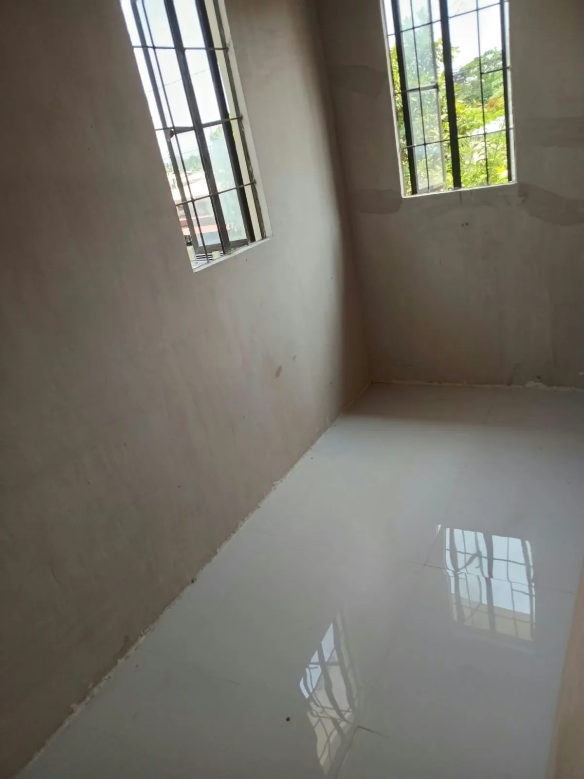 Rush For Assume Main Road End Unit With Big Parking Space at Lumina General Santos City — Townhouse in General Santos City, South Cotabato, 9500 — Photo 4