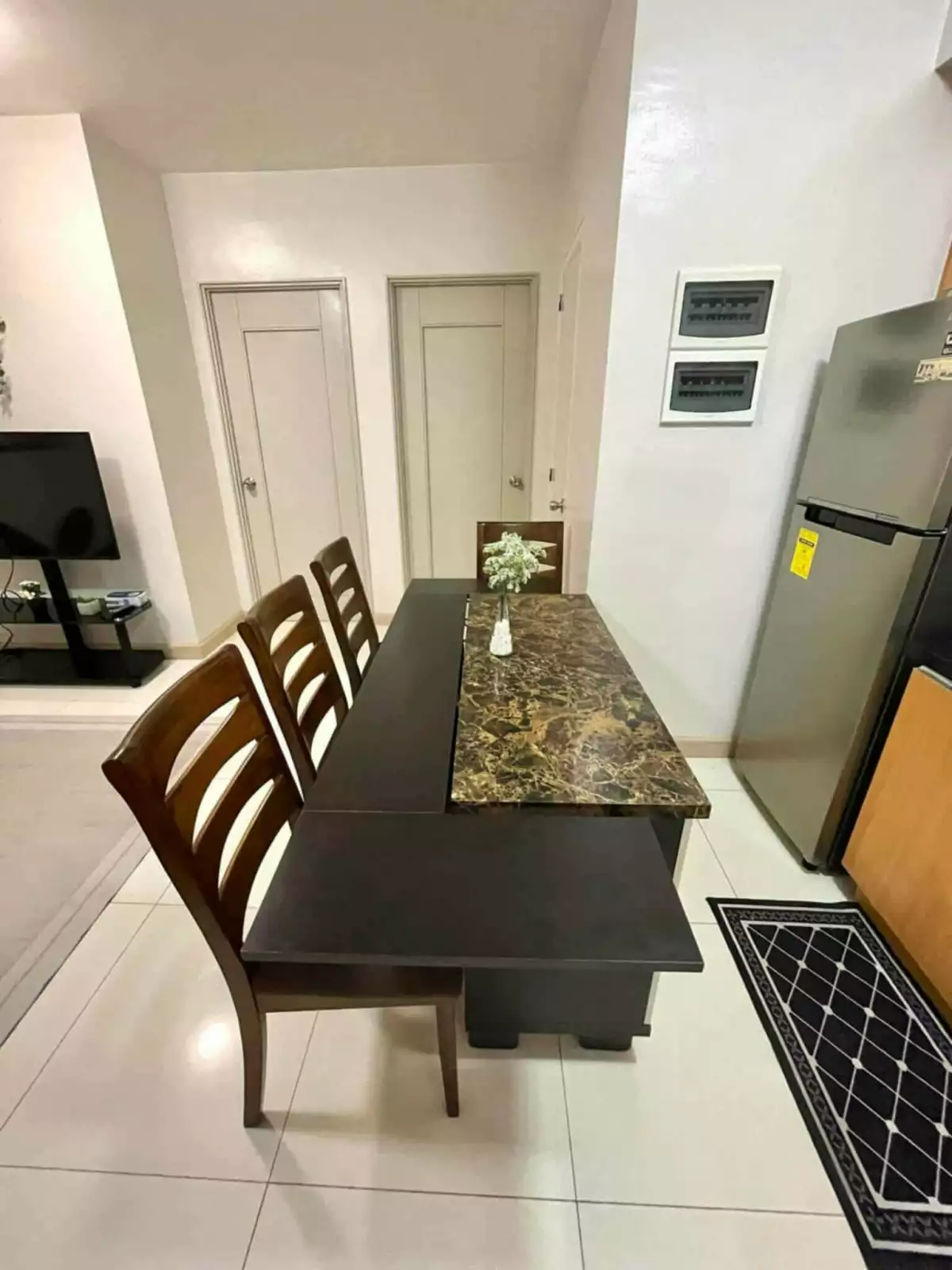 2 BEDROOM CONDO UNIT FOR SALE — 2 Bedrooms in Barangay 20-B (Pob.), Davao City, Davao del Sur — Photo 5