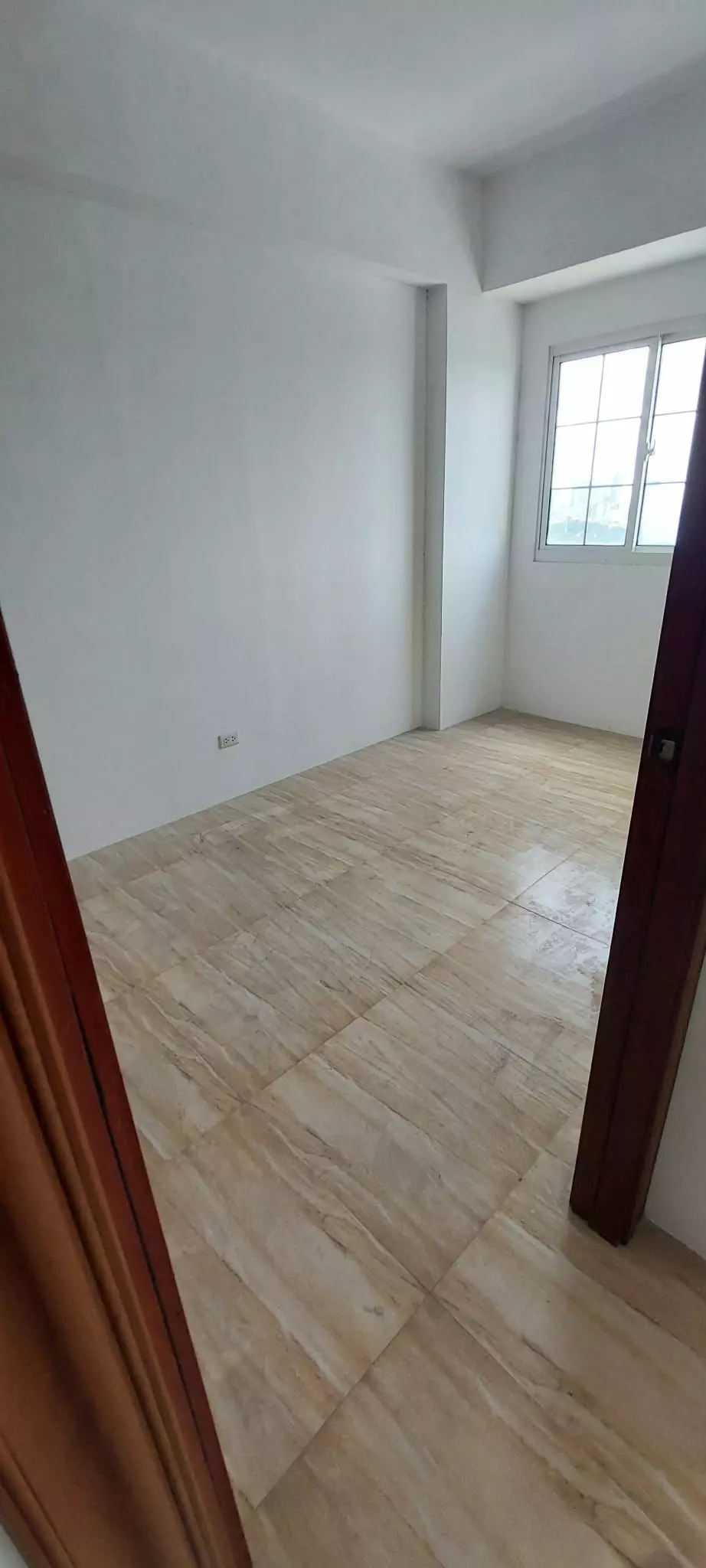 Open photo 13 of 23 — For Sale: One Bedroom Condo Unit at Appleone Banawa Heights