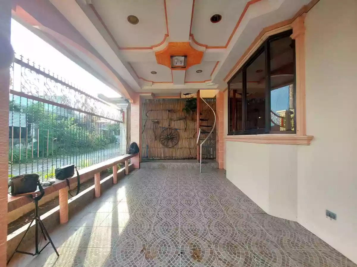 For Sale: 5BR House and Lot in Apopong, General Santos City — 225 sqm — House and Lot in General Santos City, South Cotabato, 9500 — Photo 5