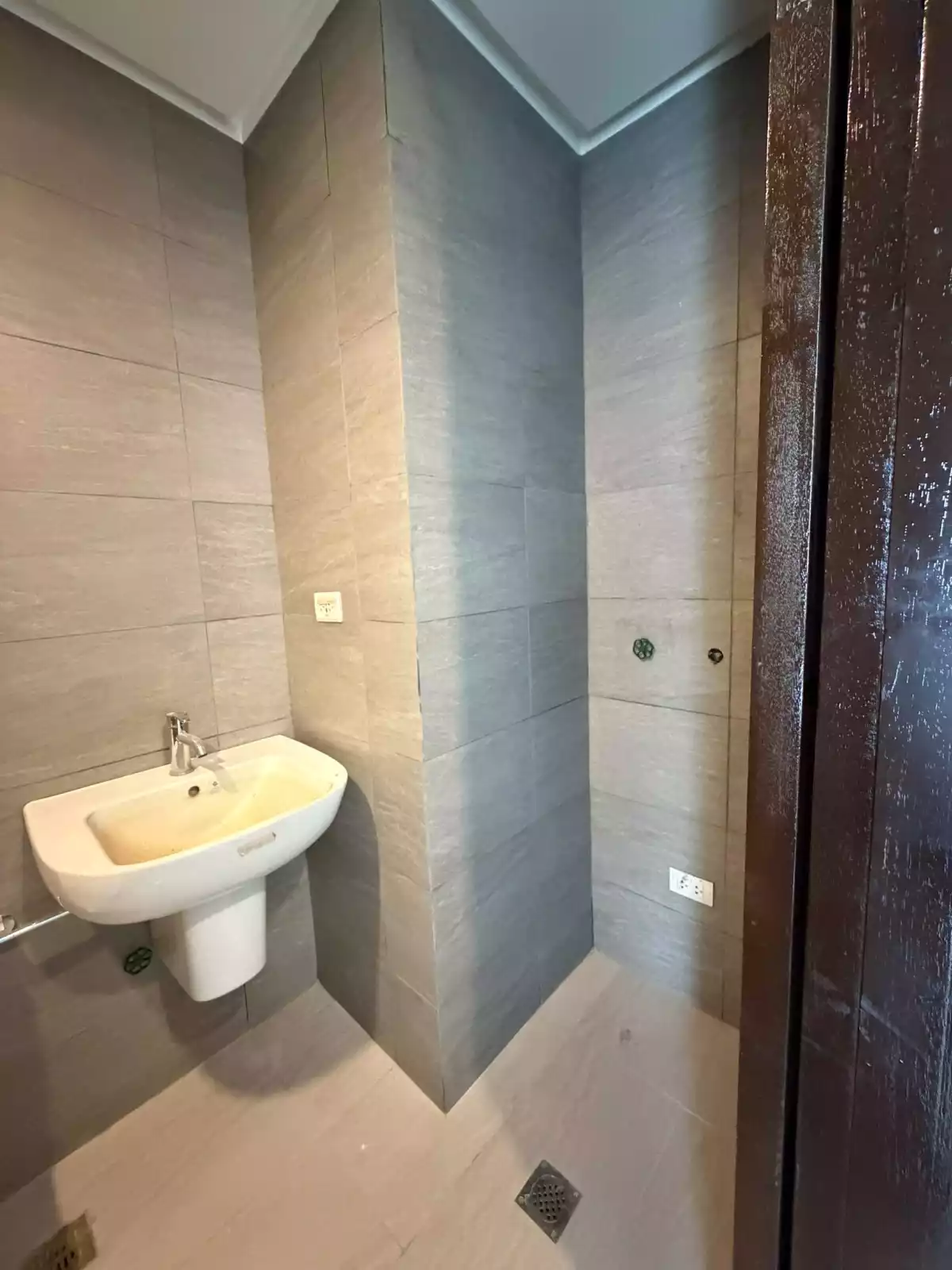 For Assume: STUDIO CONDOMINIUM — Studio in Matina Crossing, Davao City, Davao del Sur — Photo 6