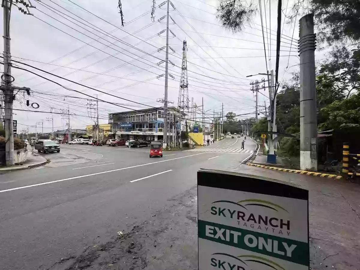 For Sale: Building in Maharlika West, Tagaytay City — Investor Use 1500 sqm Lot — Building in Tagaytay City, Cavite, 4120 — Photo 4