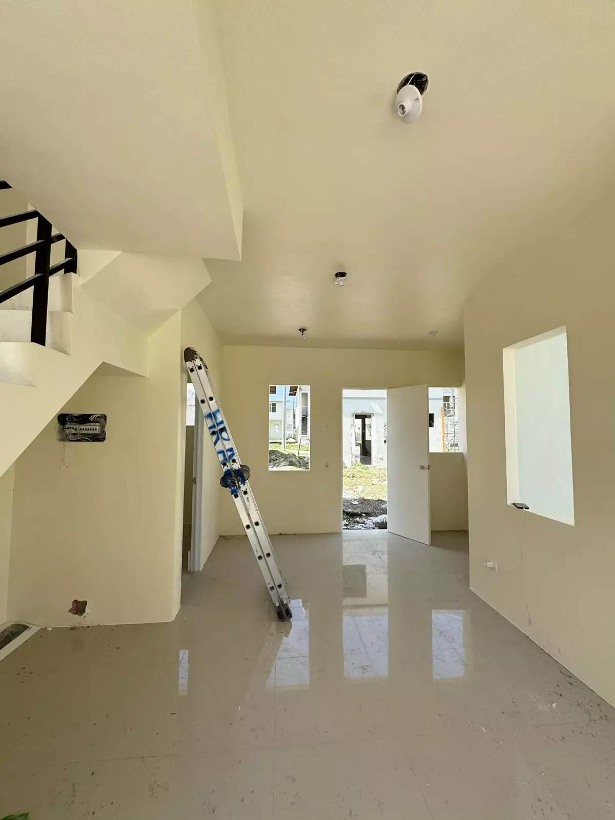 For Assume Single Detached Unit at Casa Mira Homes Dumaguete — House and Lot in Junob, Dumaguete City, Negros Oriental — Photo 7