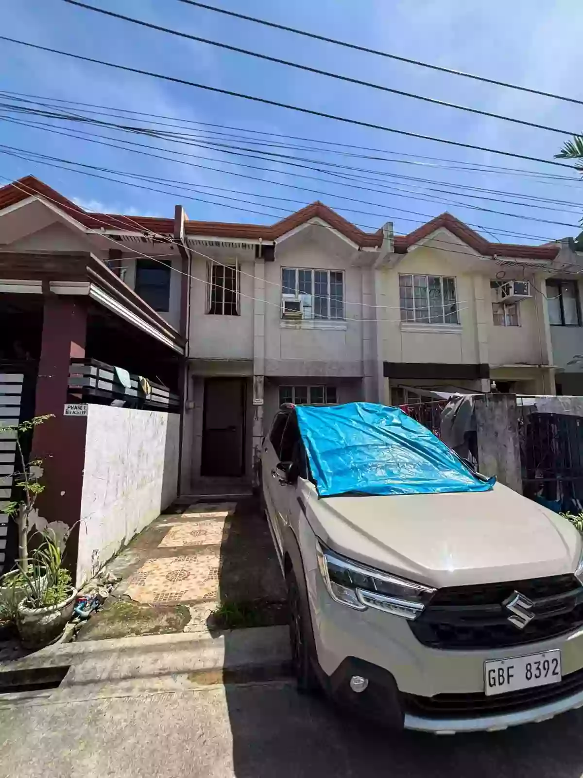 Open photo 18 of 18 — 🏡 Affordable 3BR Townhouse for Sale in Cordova! Own this 2-storey townhouse in Summerville Subdivision for only ₱2M! With 3 bedrooms, own parking, separate laundry area, and a clean title, it's the perfect starter home or investment.