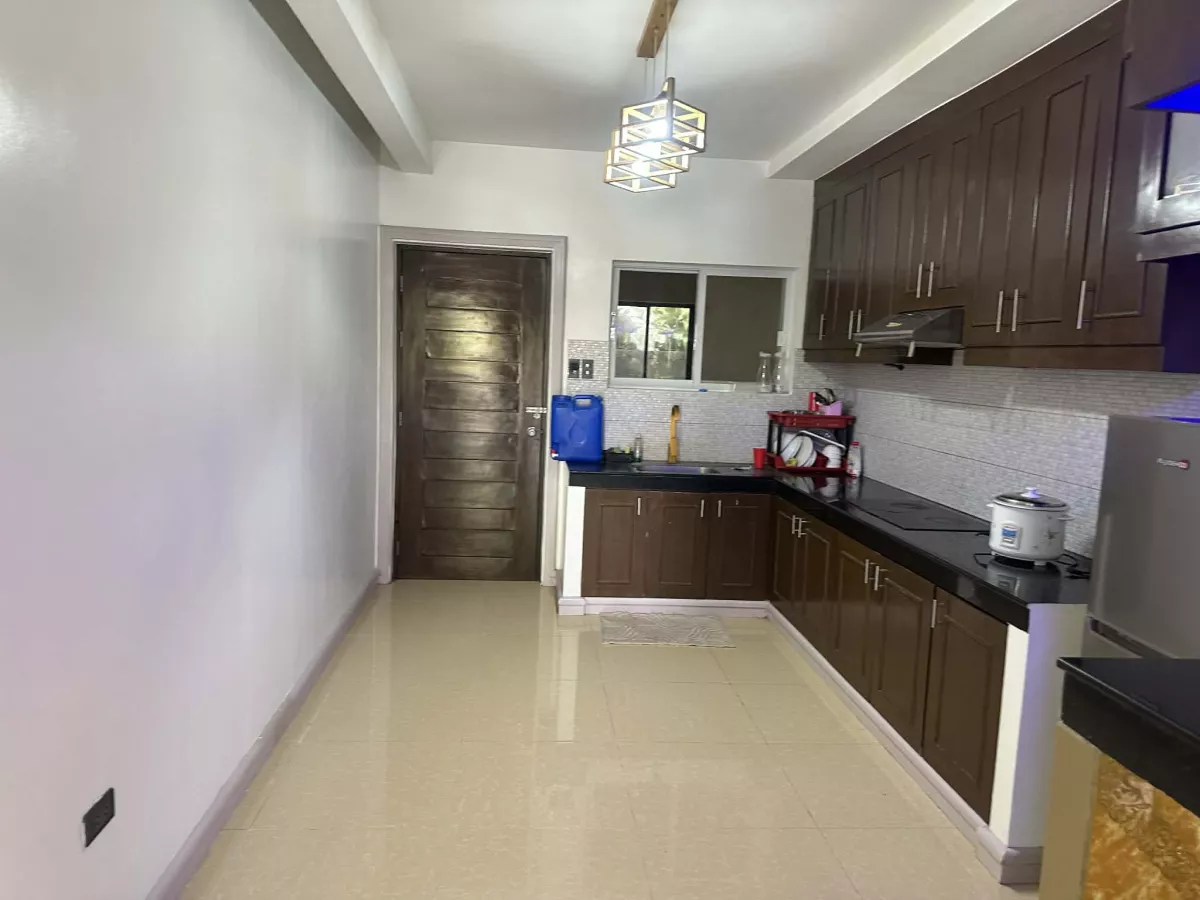 Spacious 5-Bedroom House and Lot in a peaceful & secured Community in Town&Country, Talisay — House and Lot in Zone 15 (Pob.), Talisay, Negros Occidental — Photo 2